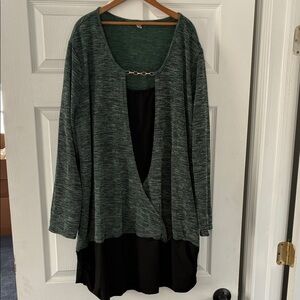 Rose Gal Green & Black Dress Size 4X Chain Accent